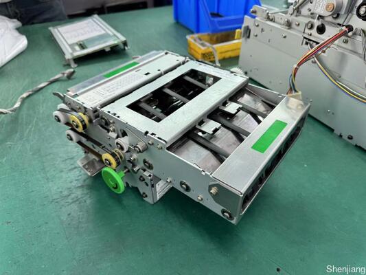 Yeni Orijinal Fujitsu F510 KD03300 Çoklu Kasetli Medya Dağıtıcısı KD03300-C300 Sunucu Ünitesi